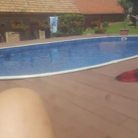 Vakantiehuis Selska Chalupa S Bazenem A Prostornou Zahradou *